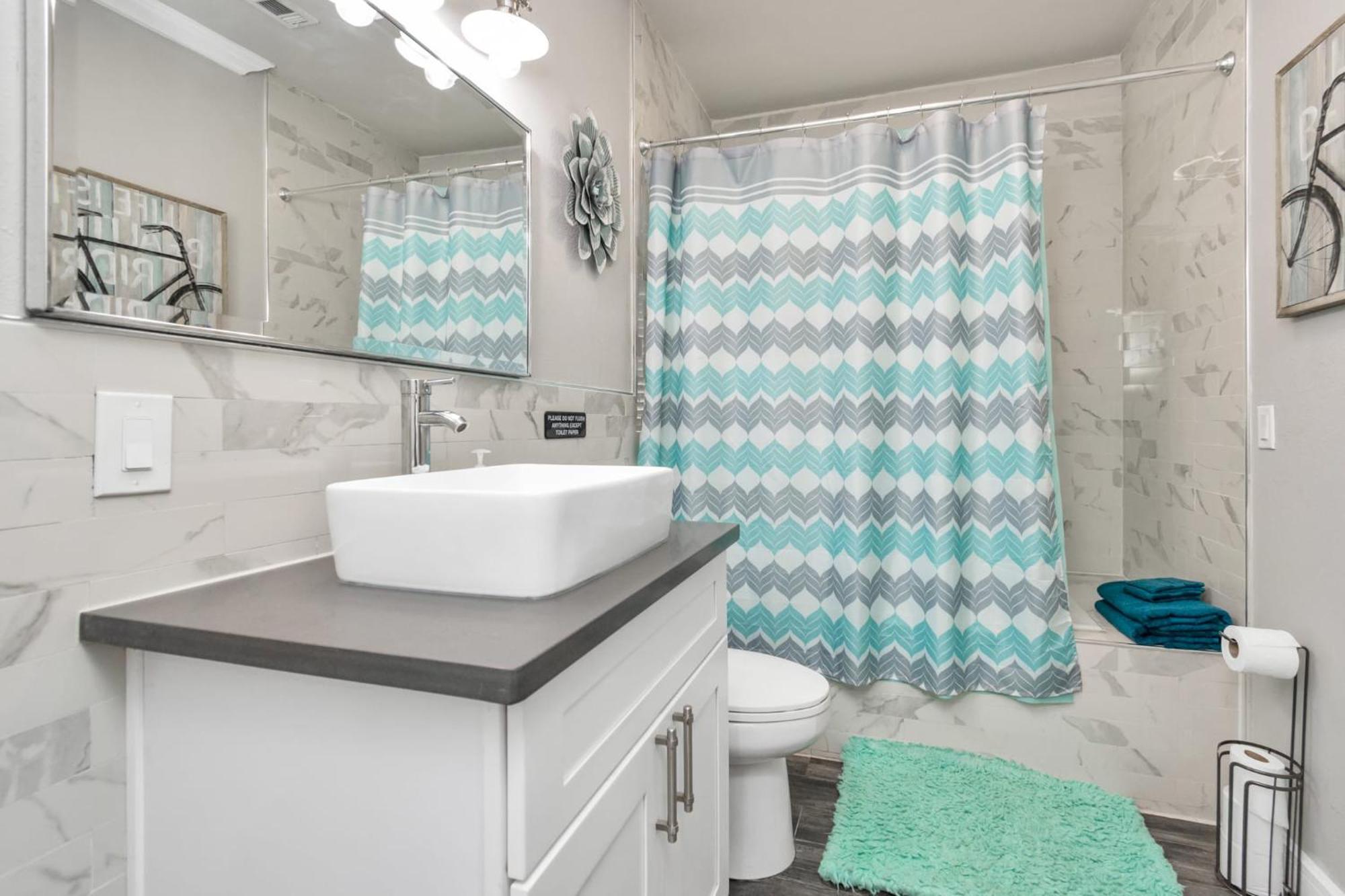 Holiday home Prolific Blue Oasis Near Med Ctr Dwntwn Galleria